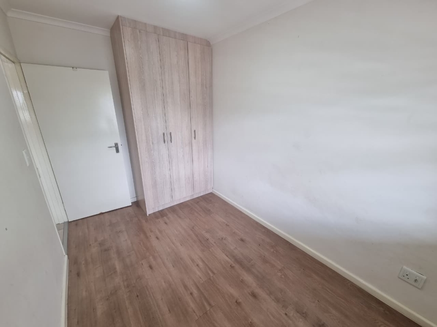 To Let 2 Bedroom Property for Rent in Wetton Western Cape